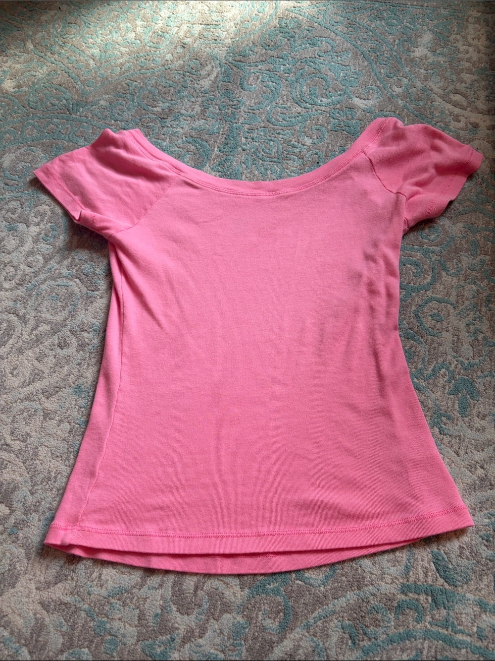 Brandy Melville Pink Scoop Neck Short Sleeve Tee